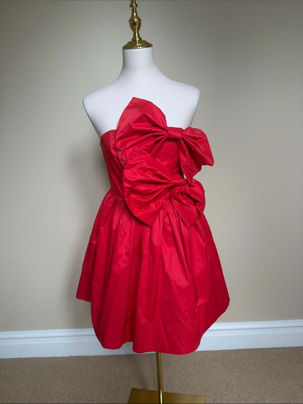 🎀 DO+BE Red Strapless Statement Bow Mini Dress – Size Medium